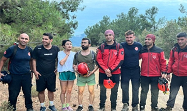 Balçova Terapi Ormanları’nda Üç Gençteki Kayalık Mahsuriyeti İtfaiye Ekipleriyle Sonlandı