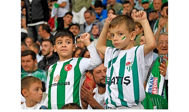 Çocuklara Yeşil-Beyaz Tutkusu: Osmangazi Belediyesi, Bursaspor Heyecanını Tribünlere Taşıdı