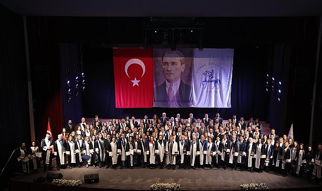 DEÜ Akademisyenleri Dünya Statüsünde: Kariyer Boyu ve Yıllık Etki Başarıları