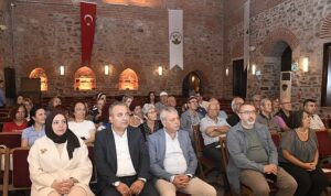 Dil Bayramı’nın 93. Yılına Dair Osmangazi Belediyesi ve Dil Derneği Bursa Şubesi Ortak Etkinliği