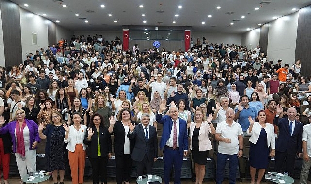 Ege Üniversitesi Oryantasyon Törenleriyle Yeni Döneme Hazır