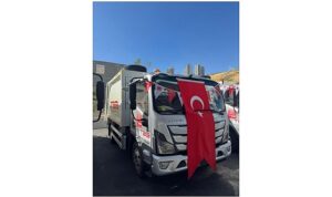 Geyve Belediyesi Araç Filosu Genişliyor: Yeni Çöp Kamyonu Hizmete Girdi