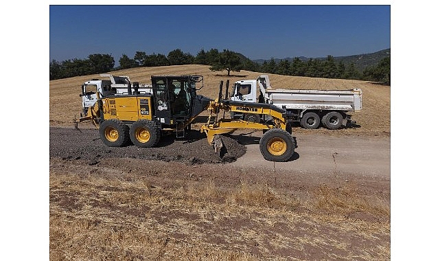 Geyve Sokaklarında Yol Bakımında Hızlı ve Titiz Çalışmalar