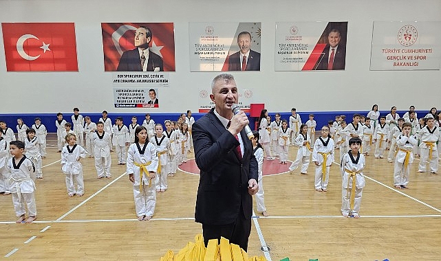 Gölcük Belediyespor Taekwondo Takımı 253 Sporcunun Kuşak Terfi Töreniyle Yeni Kemerlere Merhaba Dedi