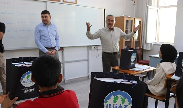 Ilgaz Belediyesinden Eğitim Destekleri: Sınav Hazırlık Malzemeleri ve Spor Setleri Dağıtımı Sürüyor