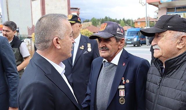 Ilgaz’da 19 Eylül Gaziler Günü Çelengi Atatürk Anıtı’na Sunuldu ve Kutlama Akışı