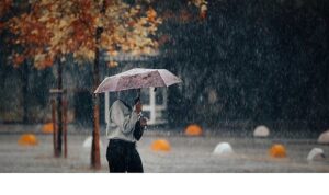 İstanbul ve Batı Kararında Hava Değişimi: Soğuk Hava Yağışla Birlikte Geliyor