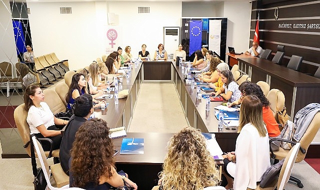 Kadın Danışma Merkezleri Yöneticileri İzmir’de Kadına Şiddetle Mücadelede İşbirliğini Güçlendirmek İçin Buluştu