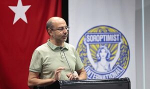 Kadın Muhtarlar için Yeşil Liderler: Konak’ta Çevre Bilinci ve Sürdürülebilirlik Sertifika Töreni