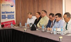 KO-MEK ve İlçe Milli Eğitim Müdürleriyle Yeni Dönem İçin Stratejik İş Birliği Toplantısı