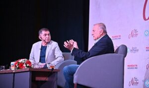 Murathan Mungan Manisa’da Söyleşiyle Edebiyat ve Toplumsal Dönüşüm Üzerine Notlar