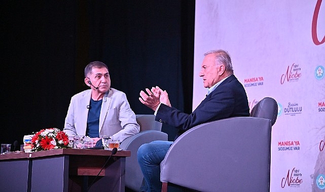 Murathan Mungan Manisa’da Söyleşiyle Edebiyat ve Toplumsal Dönüşüm Üzerine Notlar