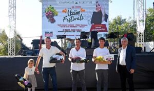 Osmangazi’de Üzüm Festivali: Bölgenin En Ni̇telik Üzümleri İçin Büyük Yarış