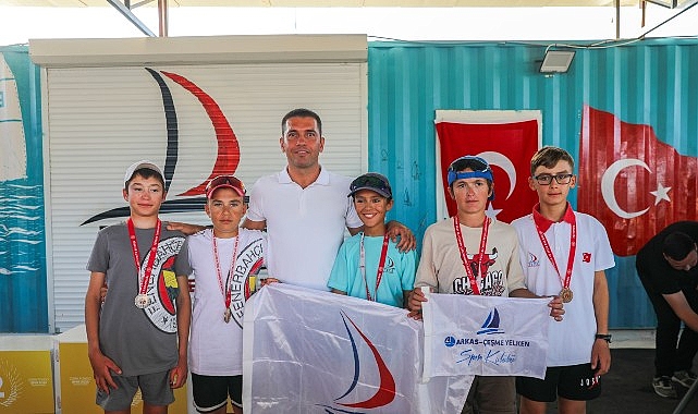Seferihisar’da 9 Eylül Yelken Şenliği: 183 Sporcu, Üç Gün Boyunca Denizle İç İçe