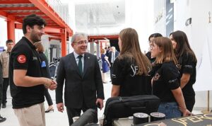 ÜNİDES Destek Programıyla Üniversite Toplulukları Güçleniyor: DEÜ’de Bilgilendirme ve İleriye Dönük Planlar