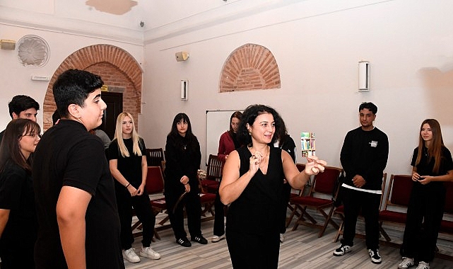 Yaşar Kemal’in Hüyükteki Nar Ağacı Atölyesi: Liselilerle Semboller ve Değerler Üzerine Bir Okuma Yolculuğu