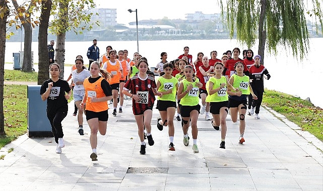 29 Ekim Cumhuriyet Koşusu: Küçükçekmece’de 315 Öğrenciyle Büyük Zafer