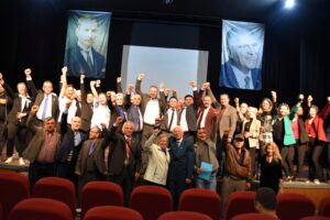 İYİ Parti Karesi’de Coşkulu Kongre: Güven Tazeleyen Başkan Tekin: “Karesi Belediyesi’ne İYİ Parti Bayrağını Dikeceğiz!”