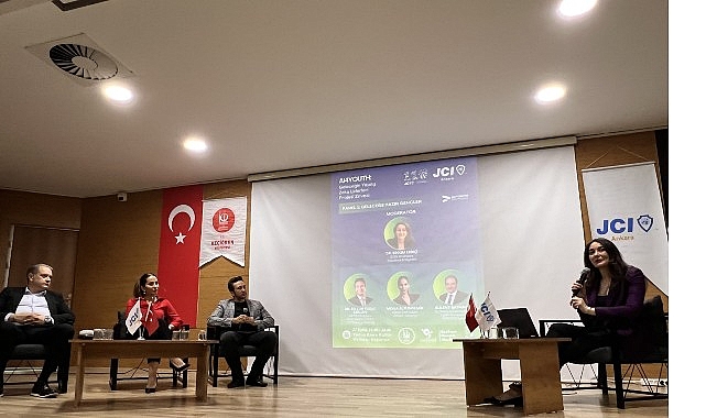 AI4YOUTH Zirvesiyle Genç Zihinlerde Yapay Zeka Liderliği Yolculuğu