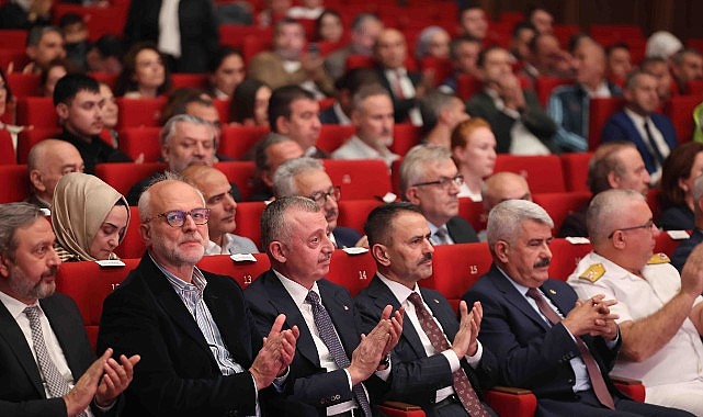 Altaylardan Tuna’ya: Kocaeli Kitap Fuarı 15. Yıl Açılışında Müzik ve Anlam Dolu Dolu