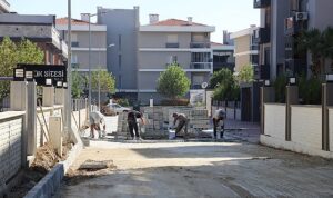 Altıntepe’de Kilit Parke Dönüşümü Başladı: Yol Genişletme ve Yenileme Çalışmaları