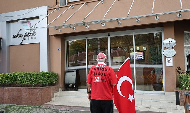 Amigo Birol Kocaeli’de A Milli Takım Sevdasıyla Misafir Edildi