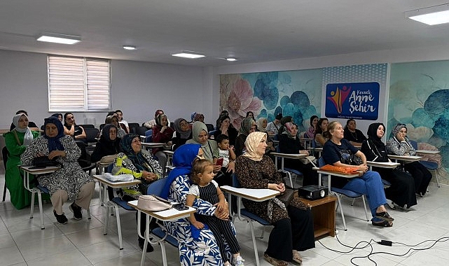Anne Şehri Merkezi Kadınlarına Yönelik En İyi Narkotik Polisi: Anne Eğitimi Düzenlendi