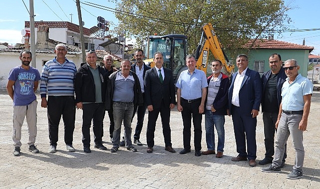 Burhaniye’de Hacıahmet Mahallesi’nde Yol Yenileme ve Çevre Düzenleme Tamamlandı