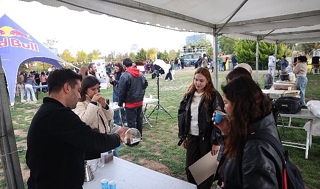 Çankaya Belediyesi ile Kampüse Dönüş Festivali: Gençler İçin Beden-Mekân-Merkezli Deneyimler