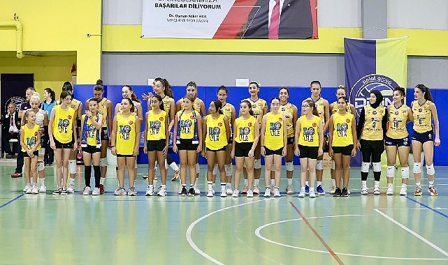 Didim’in Gururu: Polat Group Didim Belediyespor Kadın Voleybolu Sezona Galibiyetle Başladı