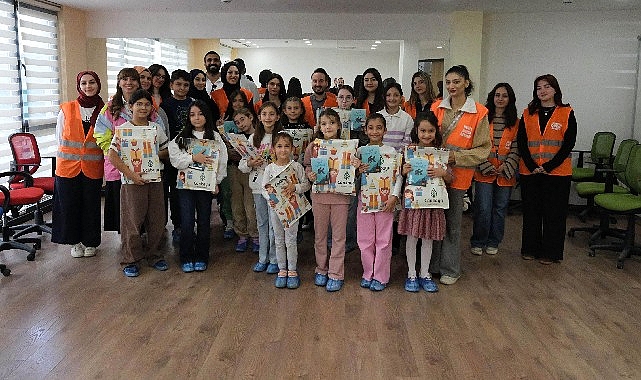 Dünya Kız Çocukları Günü’nde Mahallelerde Eşitlik ve Şefkat İçin Atölyeler