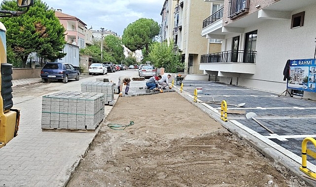 Edremit’te Altyapı Bakım Çalışmalarıyla Yol Konforu Yükseliyor