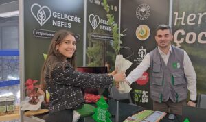Her Çocuk Bir Fidan: Uluslararası Kocaeli Kitap Fuarı’nda Doğa İçin Umut Dağıtımı