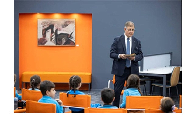 İlber Ortaylı Kütüphanesi’nde Çocuklarla Kitap Sevgisi