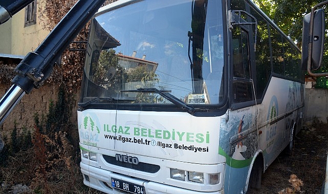 Ilgaz Belediyesi’ne Ait 5 Adet Aracın Açık Teklif Artırmasıyla Satışı – İhale Bilgilendirme