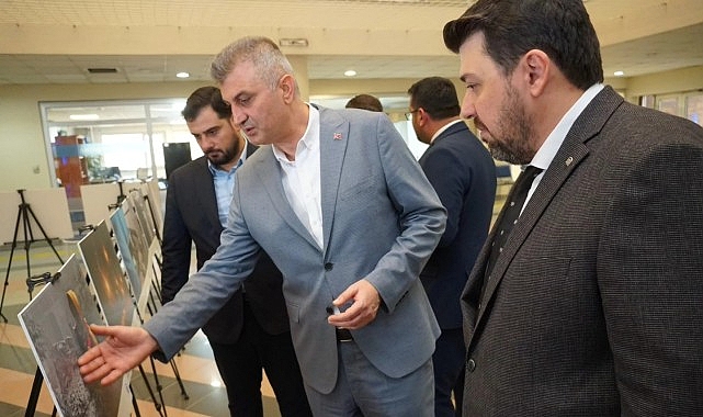 Kanıt Fotograf Sergisinin Gölcük’te Ziyarete Açılması: AA Fotoğraflarıyla Gazze’de Yaşanan İnsanlık Hakkı İhlalleri