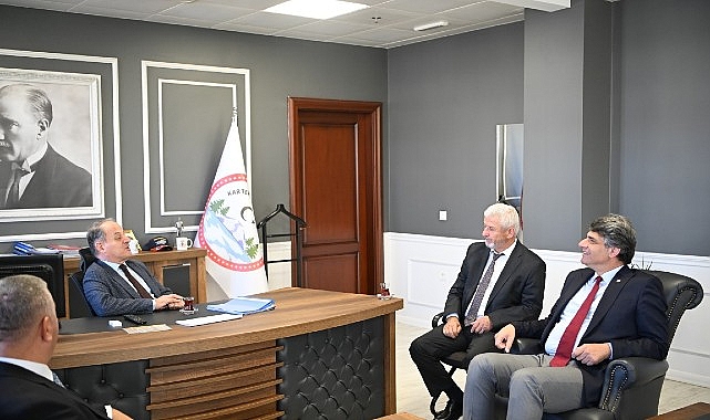 Kartepe Muhtarlarıyla Samimi Buluşma: Hizmette İş birliği ve Teşekkürler