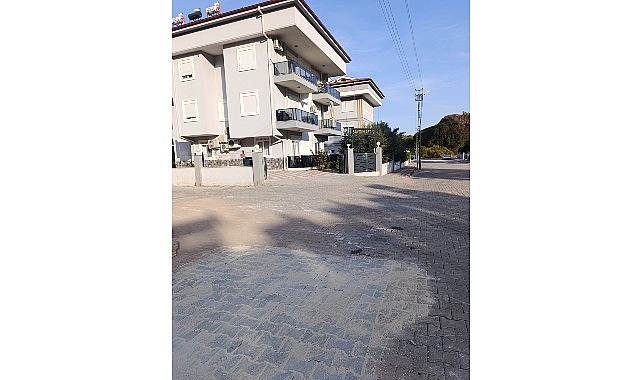 Kemer’de Yol ve Kaldırım Bakımında Önemli Çalışmalar