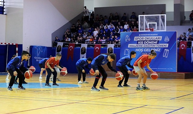 Kış Spor Okullarıyla 14 Branşta Ücretsiz Faaliyetler: Küçükçekmece Belediyesi Başvurular Hızlandı