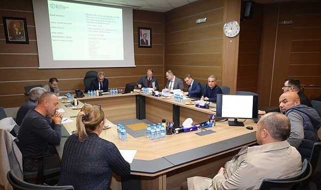 Kocaeli Encümeni: Toplu Taşıma Denetimlerinde 313 Bin TL, Marketlerde 135 Bin 838 TL Ceza Onaylandı