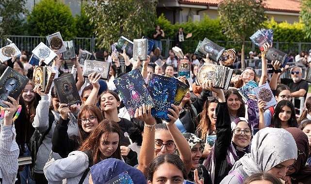 Kocaeli Kitap Fuarı: Gençler İmza Kuyruklarında Buluşuyor