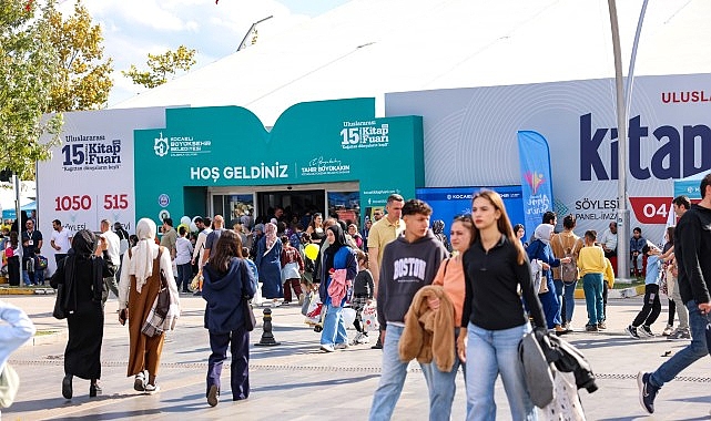 Kocaeli Kitap Fuarı Söyleşisinde Sumud Filosu Türkiye’den Dilde Dayanaklar