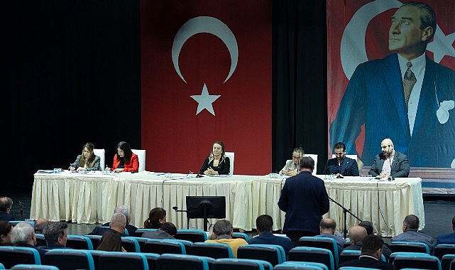 Konak Bütçe Onayında Güncel Vurgular: Hizmette Sürdürülmesi ve Komşu Buluşmalarıyla Halkla Etkileşim