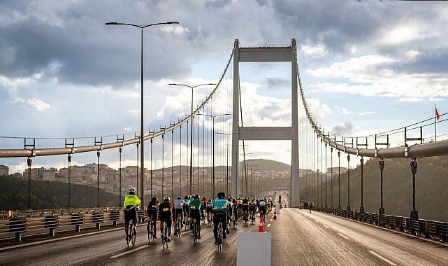 L’Étape Türkiye by Tour de France 2025: İstanbul’da Bisiklet Tutkunlarını Bir Araya Getiren Festival