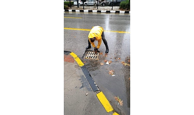 Manisa’da Sağanak Önlemleri ve MASKİ Ekiplerinin Müdahalesi