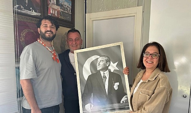 Muhtarlar Haftası’nda Atatürk Portresiyle Dayanışma ve Mahalle Hizmetlerinde Yeni Adımlar