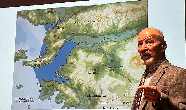 Selçuk Efes Kent Belleği’nde Dr. Mustafa Büyükkolancı ile Yarım Asırlık Arkeolojik Yolculuk