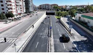 Vatan Caddesi Köprülü Kavşağı’nda Sıcak Asfalt Yenilemesi Tamamlandı