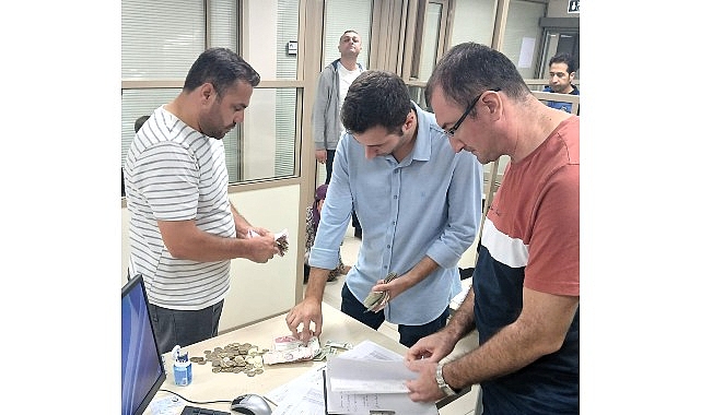 Vatandaşın Huzurunu Korumak İçin Dilenci Denetimleri Sürüyor: 6 Bin 160 TL Yetkili Zabıtadan
