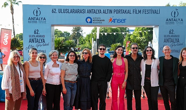 62. Antalya Altın Portakal: Confidante Filmi Uluslararası Yarışmada Seyirciyle Buluştu ve Söyleşi Rüzgarı Estirdi